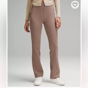 Smooth Fit Pull-On High-Rise Pant Regular